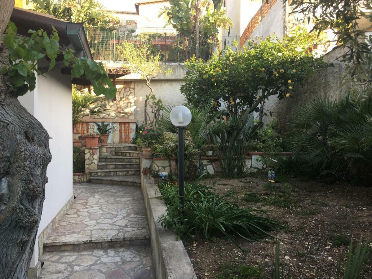 Casa Vacanza Demi Alcamo Marina Eksteriør billede
